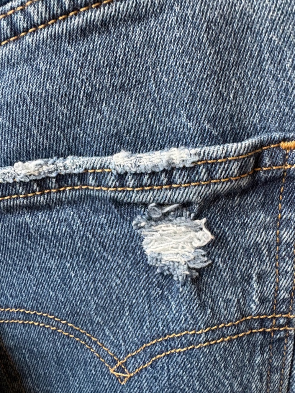 NWT Levi's 70s High Flare Jean - Picture 10 of 15